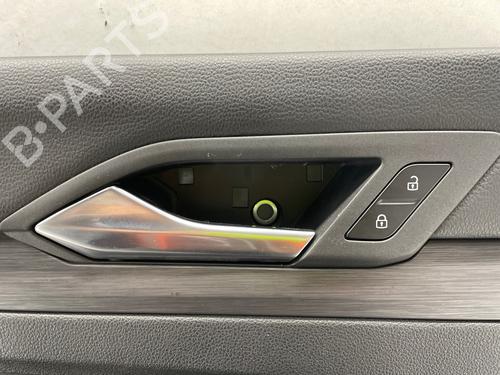 Forreste venstre beklædning Forreste venstre beklædning VW GOLF VIII (CD1, DA1) 1.4 GTE Plug-in Hybrid (245 hp) 39760752 39760752
