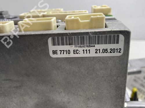 Radio TOYOTA VERSO S (_P12_) 1.4 D4-D (NLP121_, NLP121R) | BP29968932E6