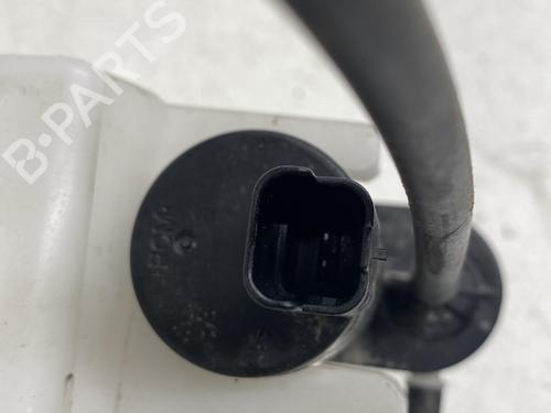 Windscreen washer tank PEUGEOT 3008 II SUV (MC_, MR_, MJ_, M4_) 2.0 BlueHDi 180 | BP28168196C113 