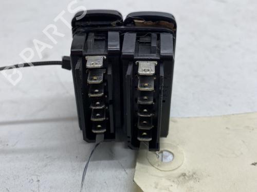 Used Switch Switch RENAULT MEGANE I Cabriolet (EA0/1_) 1.6 16V (EA04, EA0B, EA11, EA1J) (107 hp) 22861411 22861411