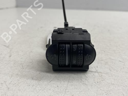 Used Headlight switch Headlight switch VW PASSAT B5.5 Variant (3B6) 1.9 TDI (130 hp) 29968870 29968870