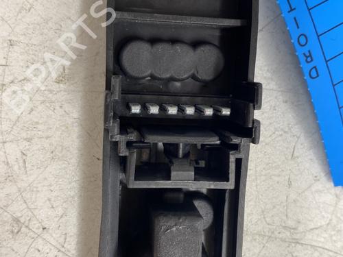 Lamp holder RENAULT KANGOO (KC0/1_) 1.5 dCi (KC07) | BP32468863L10 - Image 3