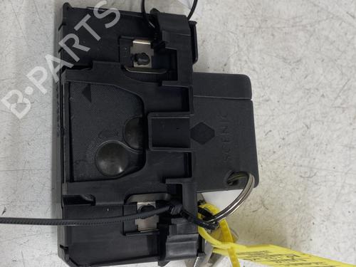 Used Card reader RENAULT SCÉNIC II (JM0/1_) 1.9 dCi (JM14) (131 hp) 29139330