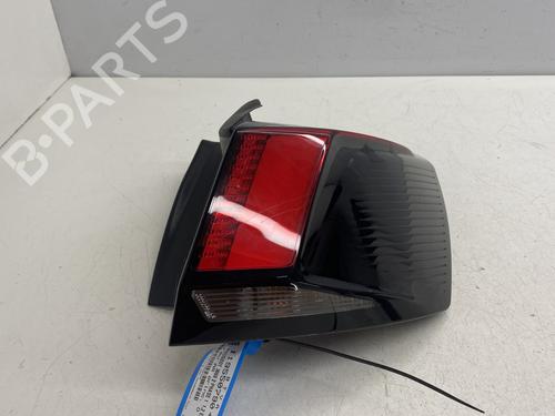 Used Right taillight PEUGEOT 3008 II SUV (MC_, MR_, MJ_, M4_) 1.2 THP/ PureTech 130 (MRHNSM, MRHNSU, MRHNSJ, MRHNYW,... (131 hp) 32204324