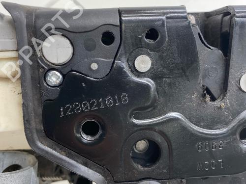 Front left lock VW PASSAT B7 Variant (365) | BP38032388C98 - Image 3