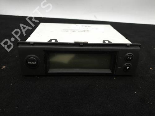 Used Display monitor NISSAN MICRA III (K12) 1.2 16V (80 hp) 22872342