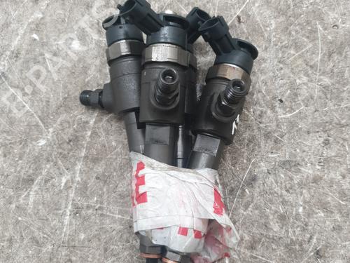 Used Injector Injector DS DS 3 (SA_) 1.6 BlueHDi 100 (SABHY0, SABHYT) (99 hp) 33851145 33851145
