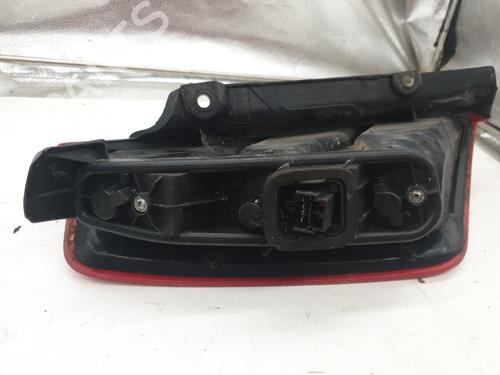 right-taillight-fiat-grande-punto-199_-13-d-multijet-0000051701590-2005-22864191 main image