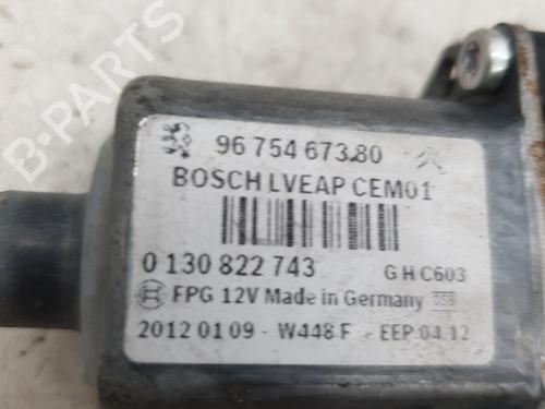 Used Right front window motor Right front window motor PEUGEOT 308 I (4A_, 4C_) 2.0 HDi (150 hp) 22864994 22864994