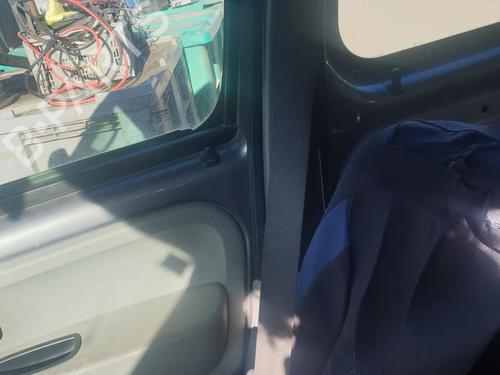front-right-seatbelt-renault-kangoo-express-fc01_-1997-37754193 main image