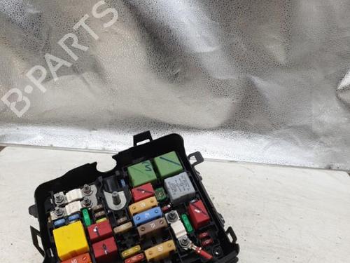 Fuse box PEUGEOT 208 I (CA_, CC_) 1.5 BlueHDI 100 | BP22865487E1 