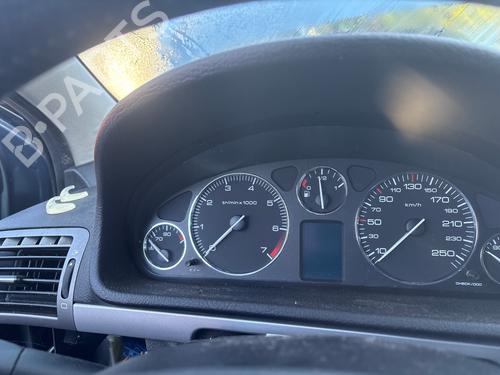 Used Instrument cluster Instrument cluster 39479380 39479380