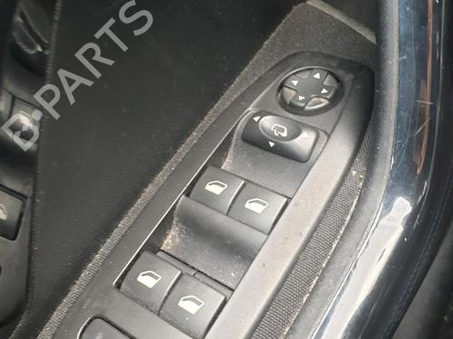 Left front window switch PEUGEOT 208 I (CA_, CC_) 1.2 PureTech 82 | BP30156076I27 - Image 3