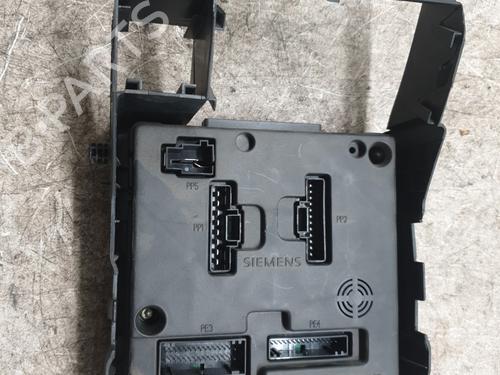 Fuse box RENAULT SCÉNIC I MPV (JA0/1_, FA0_) 1.9 dCi (JA05, JA1F) | BP29608544E1 