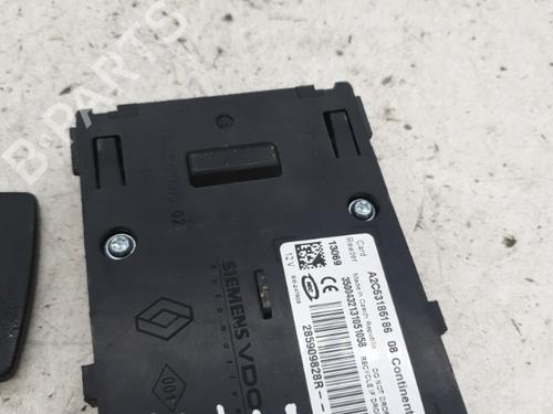 Used Card reader Card reader RENAULT GRAND SCÉNIC III (JZ0/1_) 1.6 dCi (JZ00, JZ12) (130 hp) 22865176 22865176