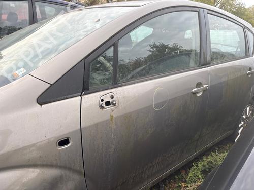 Used Left front door Left front door TOYOTA COROLLA Verso (ZER_, ZZE12_, R1_) 2.2 D-4D (AUR10_, AUR10R) (136 hp) 39528847 39528847