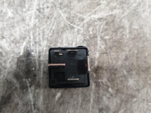 Used Electronic module Electronic module VW TRANSPORTER T6 Van (SGA, SGH, SHA, SHH) 2.0 TDI (110 hp) 24040391 24040391