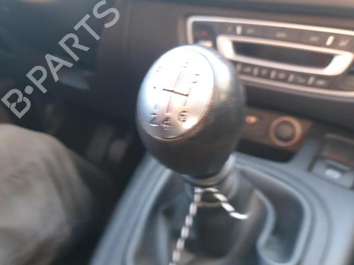 Used Shift knob Shift knob RENAULT SCÉNIC III (JZ0/1_) 1.5 dCi (110 hp) 30492287 30492287