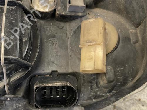 Højre forlygte Højre forlygte SEAT CORDOBA (6K1, 6K2) 1.9 TDI (90 hp) 22881775 22881775