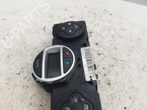 Used Climate control RENAULT CLIO III (BR0/1, CR0/1) 1.5 dCi (BR17, CR17) (86 hp) 22866570