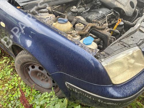 Used Right front fenders Right front fenders 39561718 39561718