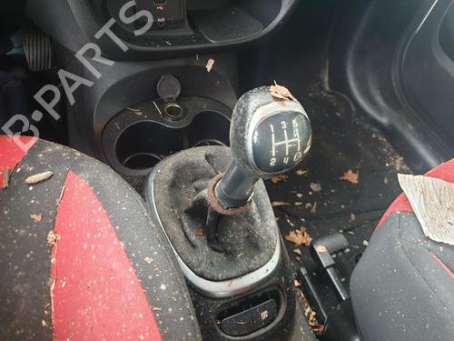 Shift knob FIAT 500L (351_, 352_) 1.3 D Multijet (199LXY1A, 199LXY11) | BP38916444I34 - Image 3