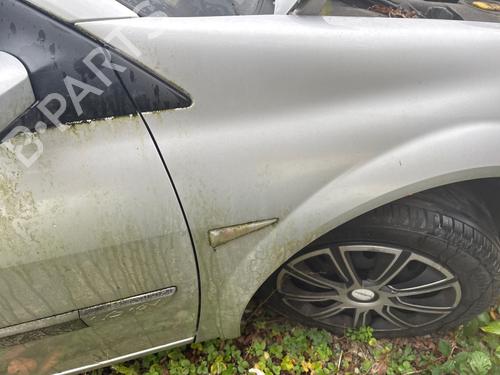 Used Right front fenders Right front fenders RENAULT MEGANE II (BM0/1_, CM0/1_) 1.6 16V (BM0C, CM0C) (113 hp) 40434039 40434039