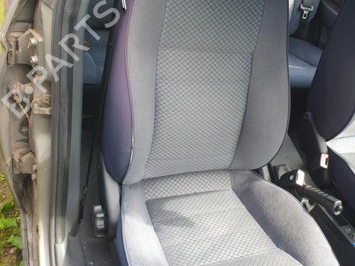 Used Right front seat Right front seat ALFA ROMEO 145 (930_) 1.6 i.e. (930.A2) (103 hp) 29621195 29621195