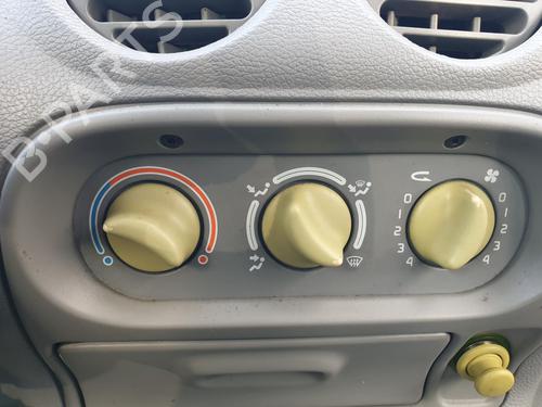 Used Climate control Climate control RENAULT TWINGO I (C06_) [1993-2012] 33680525 33680525