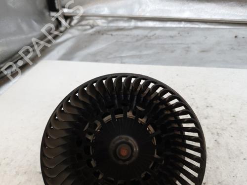 Used Heater blower motor Heater blower motor PEUGEOT 207 (WA_, WC_) 1.4 HDi (68 hp) 25843443 25843443
