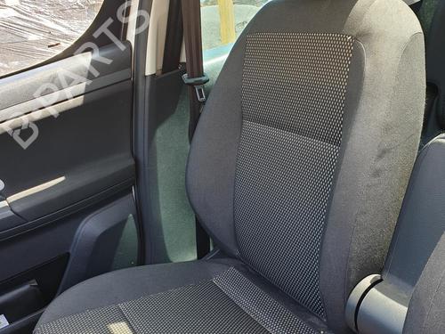 Used Right front seat Right front seat SKODA ROOMSTER (5J7) 1.9 TDI (105 hp) 24421459 24421459