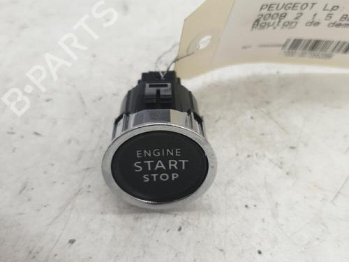 Used Switch Switch PEUGEOT 2008 II (UD_, US_, UY_, UJ_, UR_, UC_) 1.5 BlueHDI 110 (UDYHSK) (110 hp) 23832356 23832356