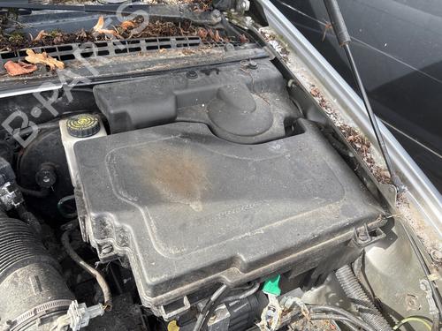 Used Fuse box Fuse box 39216262 39216262