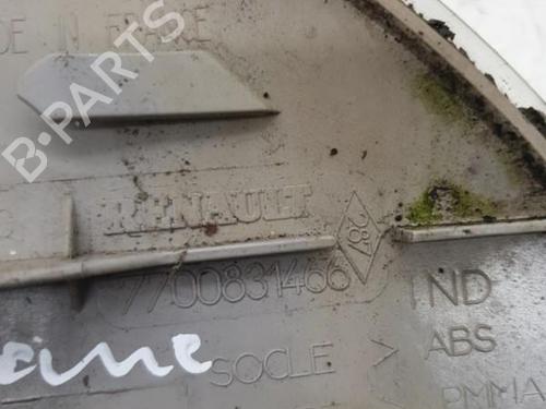 Used Left front indicator Left front indicator RENAULT MEGANE I Coach (DA0/1_) 1.6 e (DA0F) (90 hp) 22870724 22870724