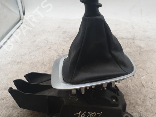 Used Gear lever RENAULT MEGANE IV Hatchback (B9A/M/N_) 1.2 TCe 100 (B9MS) (100 hp) 29571504