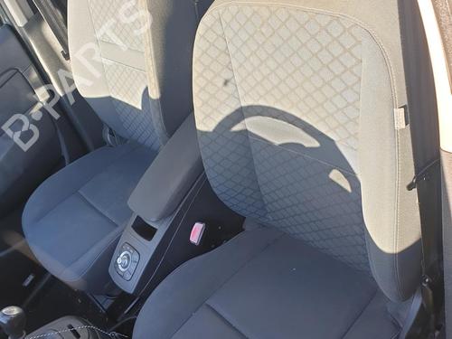 Used Right front seat Right front seat RENAULT SCÉNIC III (JZ0/1_) 1.5 dCi (110 hp) 30492290 30492290