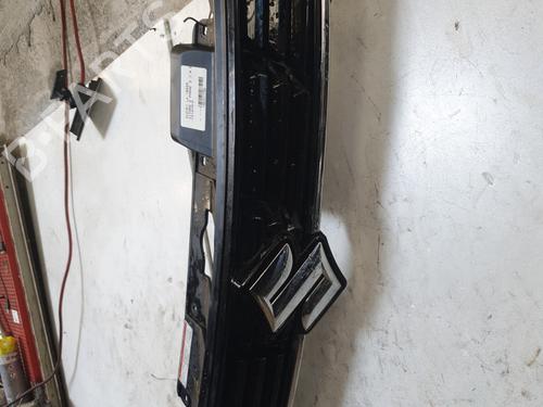 Grill Grill SUZUKI VITARA (LY) 1.4 Hybrid (Mild Hybrid) AllGrip (APK414) (129 hp) 32469784 32469784