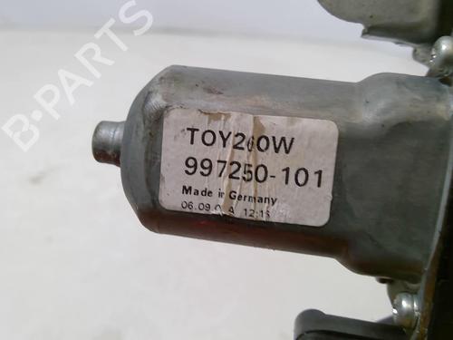 Used Front right window mechanism Front right window mechanism TOYOTA COROLLA Verso (ZER_, ZZE12_, R1_) 2.2 D-4D (AUR10_, AUR10R) (136 hp) 22880293 22880293