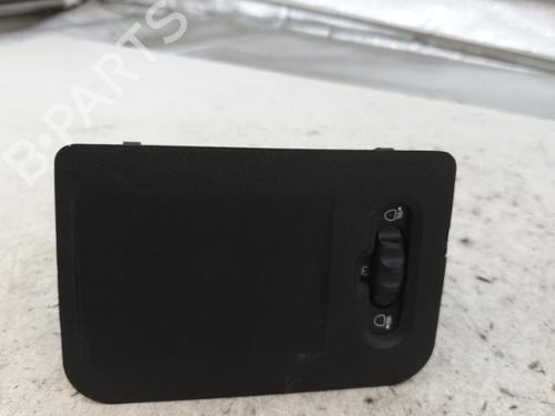 Used Headlight switch RENAULT CLIO II (BB_, CB_) 1.2 16V (BB05, BB0W, BB11, BB27, BB2T, BB2U, BB2V, CB05,... (75 hp) 25843356