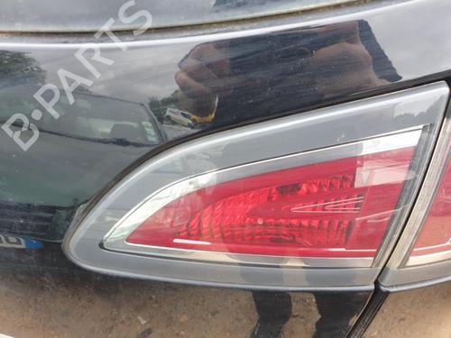 Used Right tailgate light Right tailgate light RENAULT SCÉNIC III (JZ0/1_) 1.5 dCi (JZ02, JZ0R) (95 hp) 27884216 27884216