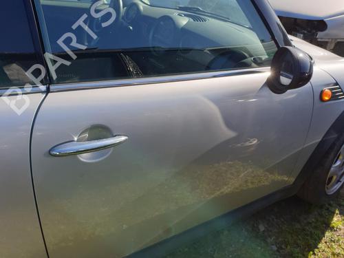 Used Right front door MINI MINI (R56) Cooper (120 hp) 25997904