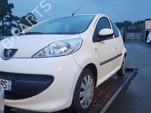 Rear bumper PEUGEOT 107 (PM_, PN_) 1.4 HDi | BP25375408C8 