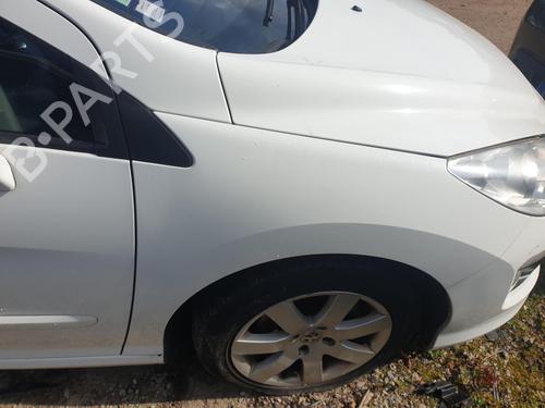 Used Right front fenders Right front fenders PEUGEOT 308 I (4A_, 4C_) 1.6 HDi (112 hp) 35789190 35789190