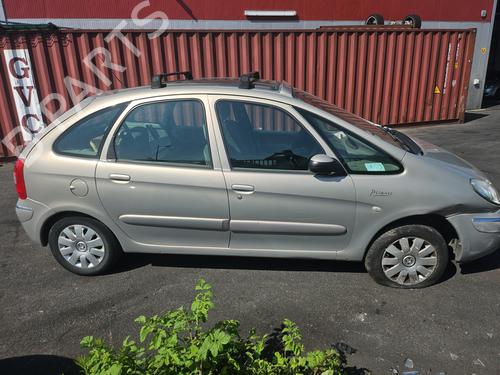 Peças CITROËN XSARA PICASSO (N68) 2.0 HDi (90 hp) 4425673
