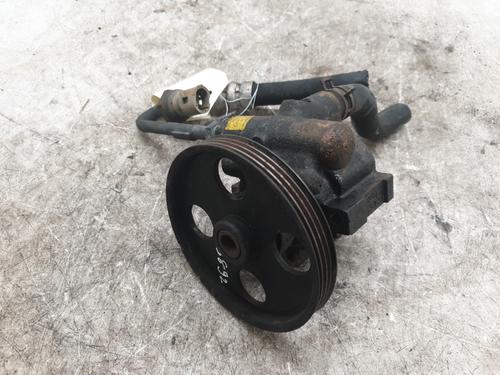 Used Steering pump RENAULT CLIO II (BB_, CB_) 1.4 (B/CB0C, B/CB0S) (75 hp) 29304782