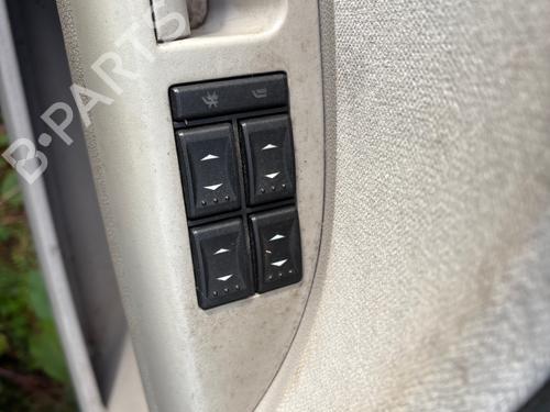 Used Left front window switch Left front window switch FORD MONDEO III Saloon (B4Y) 2.0 16V TDDi / TDCi (115 hp) 39696483 39696483