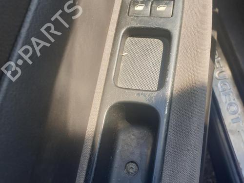 Used Left front window switch Left front window switch PEUGEOT 307 (3A/C) 1.4 HDi (68 hp) 29142754 29142754
