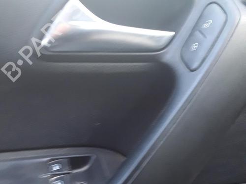 Used Front left interior door handle VW POLO V (6R1, 6C1) 1.6 TDI (75 hp) 22882739