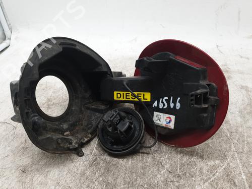 Fuel flap PEUGEOT 308 SW II (LC_, LJ_, LR_, LX_, L4_) 1.6 BlueHDi 100 | BP25989621C131
