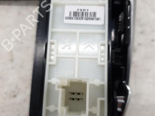 Used Switch Switch PEUGEOT 208 I (CA_, CC_) 1.2 VTI 82 (82 hp) 22878240 22878240